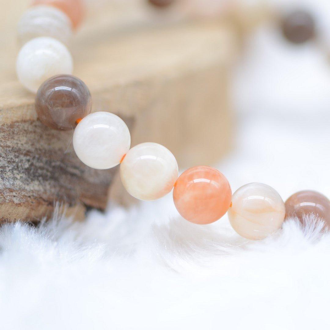 Bracelet "Féminité" en Pierre de Lune Multicolor - lespierresdubienetre