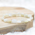 Bracelet roulé "Féminité" en Pierre de Lune