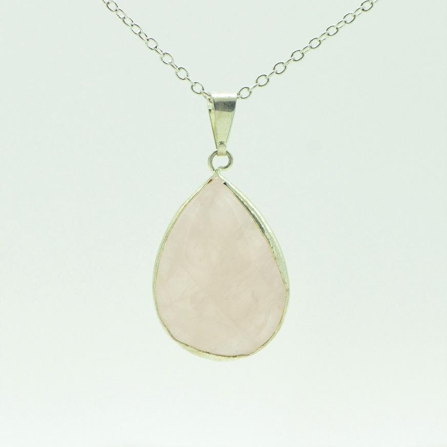 Pendentif "Amour" en Quartz Rose Goutte - lespierresdubienetre