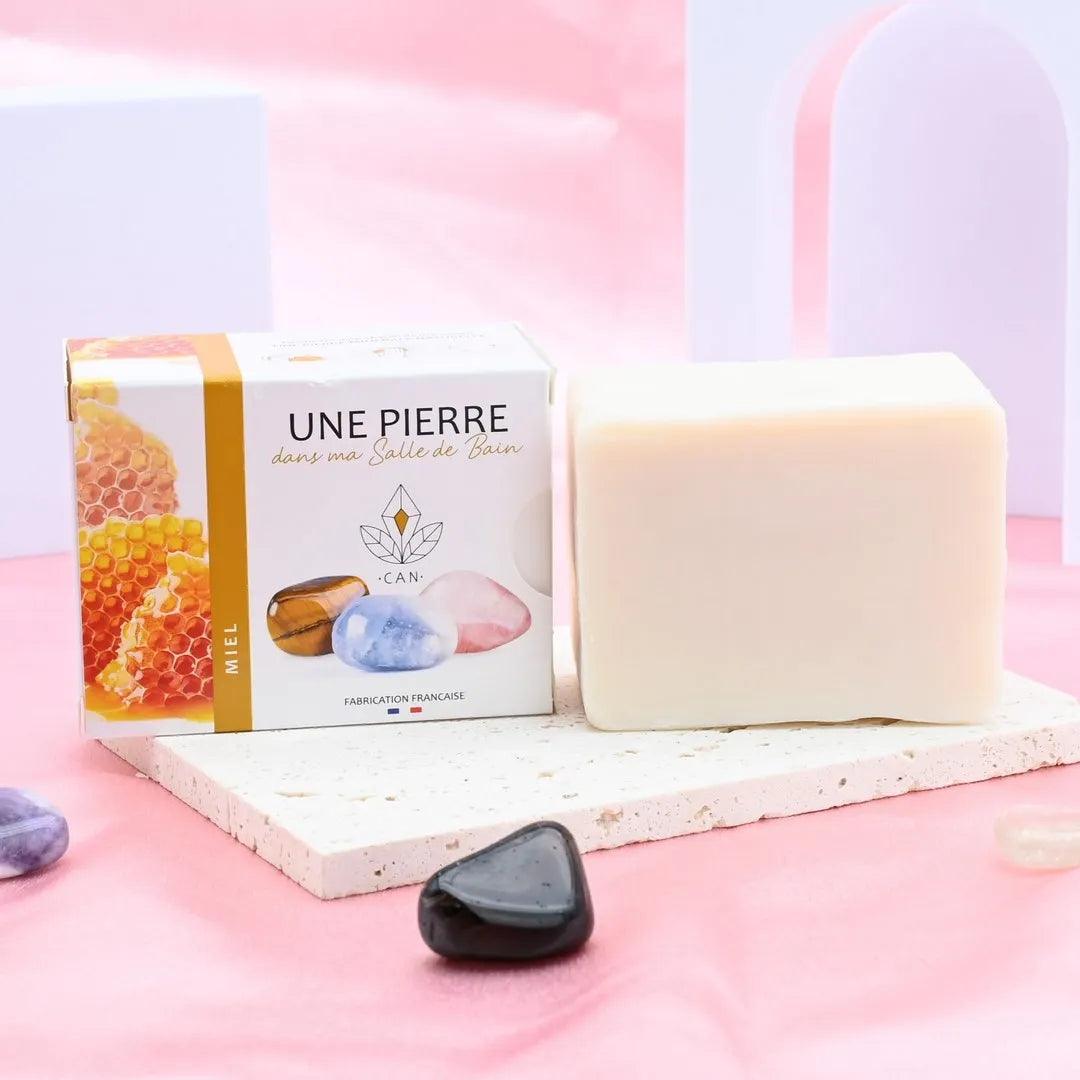 Savon surprise, parfum Miel - lespierresdubienetre