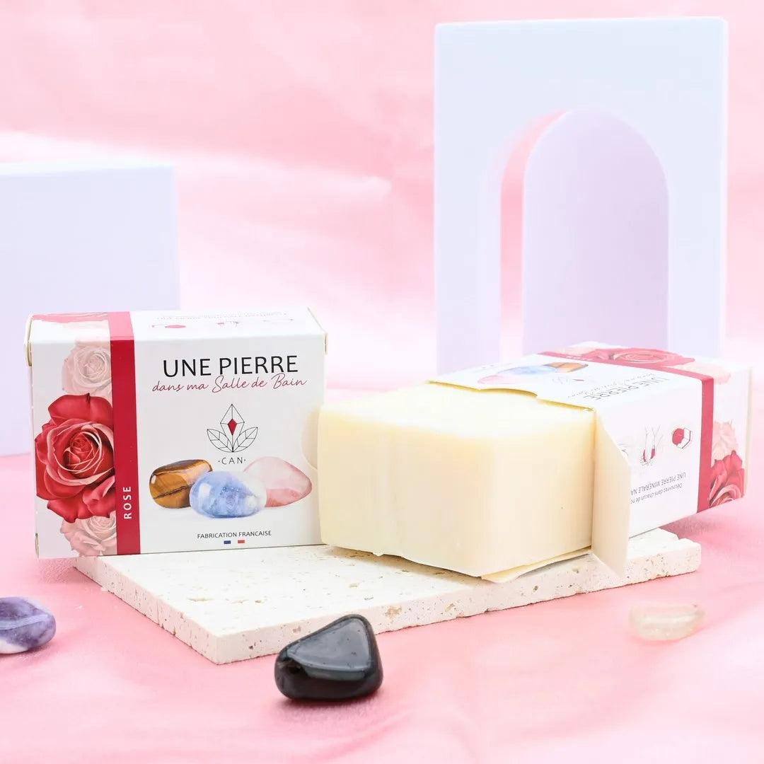 Savon surprise, parfum Rose - lespierresdubienetre