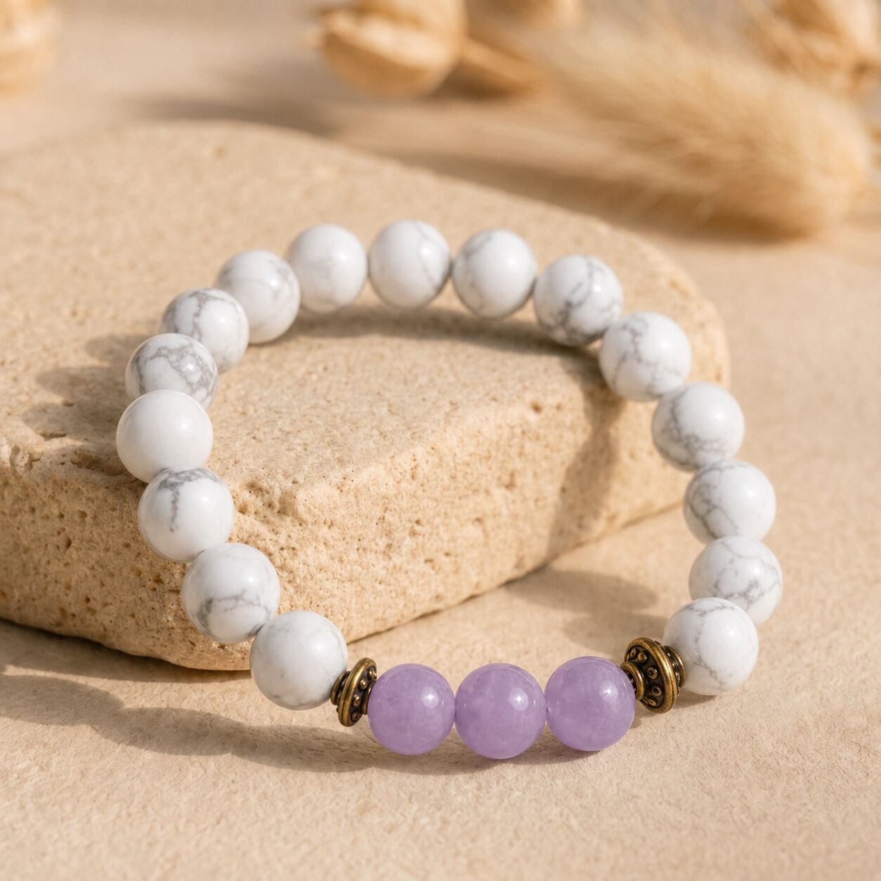 Bracelet "Grossesse" en Améthyste & Howlite dépolie