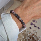 Bracelet "Soin" en Rhodonite De Madagascar