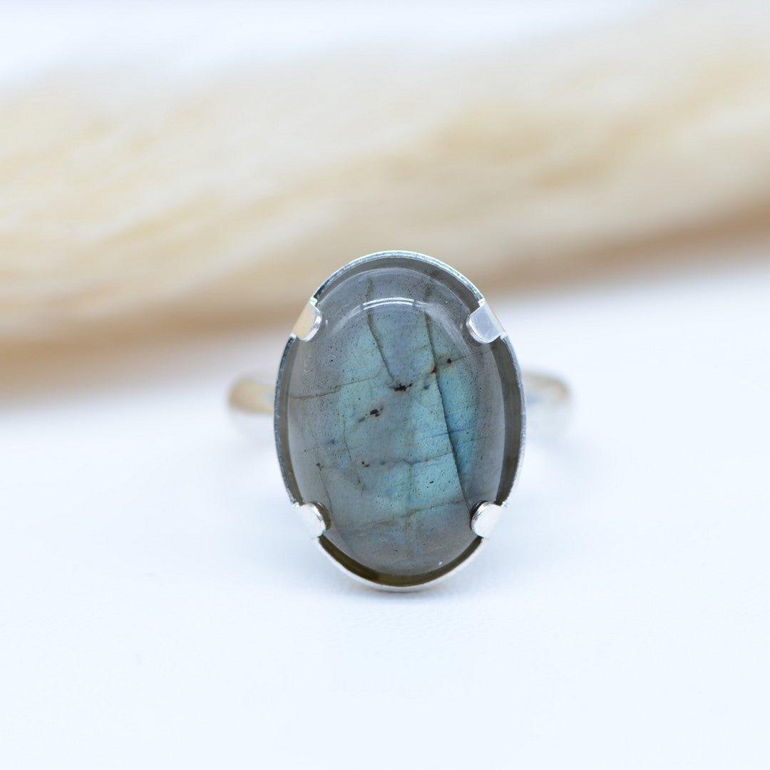 Bague "Protection" en Labradorite & Argent 925 Ovale - lespierresdubienetre