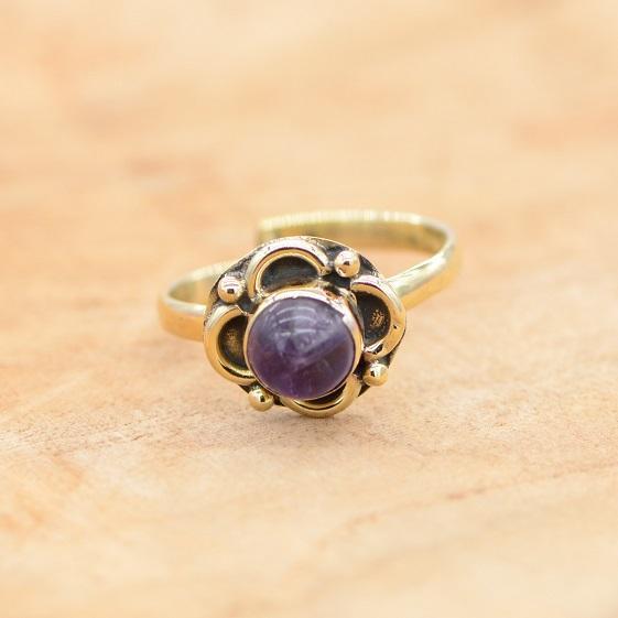Bague "Sagesse" fleur en Améthyste (réglable) - lespierresdubienetre