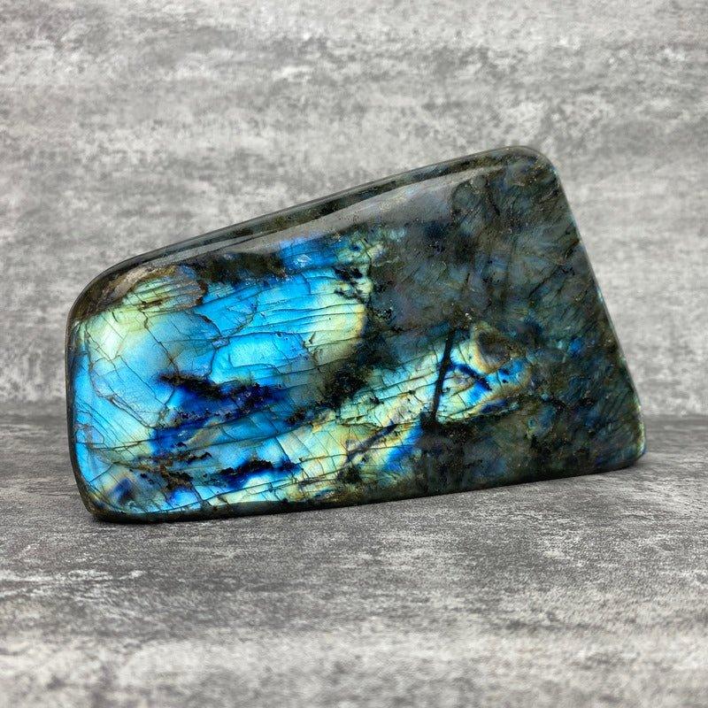 Bloc de Labradorite POLI (1699g) A Réf : LTBGP4 [RARE] - lespierresdubienetre