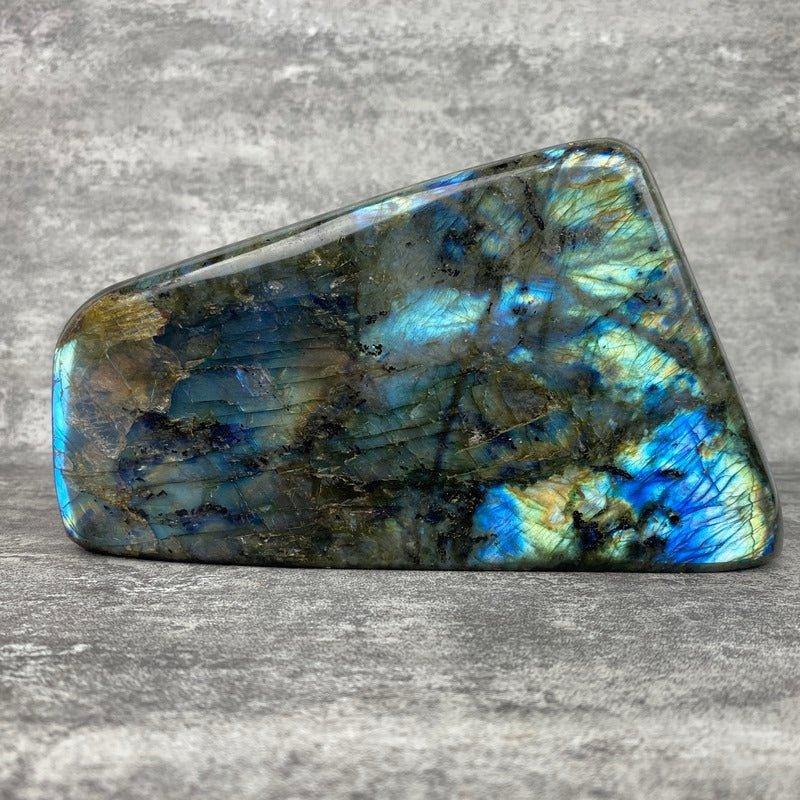 Bloc de Labradorite POLI (1699g) A Réf : LTBGP4 [RARE] - lespierresdubienetre