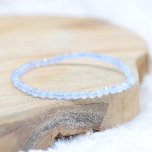 Bracelet "Motivation" en Apatite Bleue Clair à facettes - lespierresdubienetre