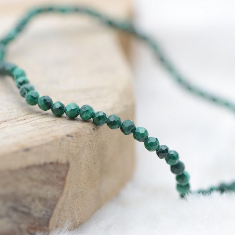 Bracelet "Paix" en Malachite à facettes - lespierresdubienetre