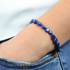 Bracelet roulé "Contrôle" en Lapis Lazuli - lespierresdubienetre