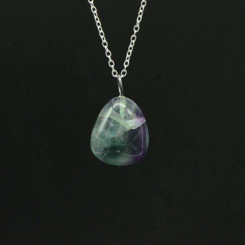 Pendentif "Concentration" en Fluorite Roulée - lespierresdubienetre