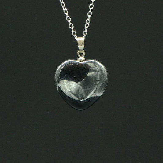 Pendentif "Dissipation" Coeur en Hématite - lespierresdubienetre