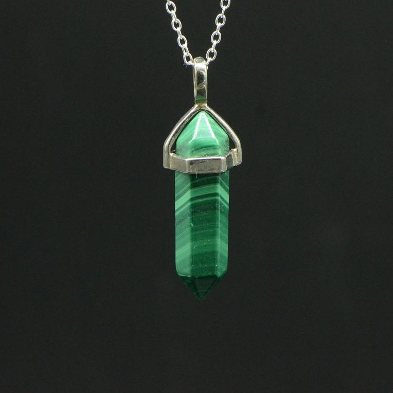 Pendentif "Paix" Pointe en Malachite - lespierresdubienetre