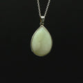 Pendentif "Sérénité" en Jade Goutte